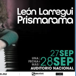  León Larregui va por su segunda fecha como parte de su gira Prismarama en el Auditorio Nacional